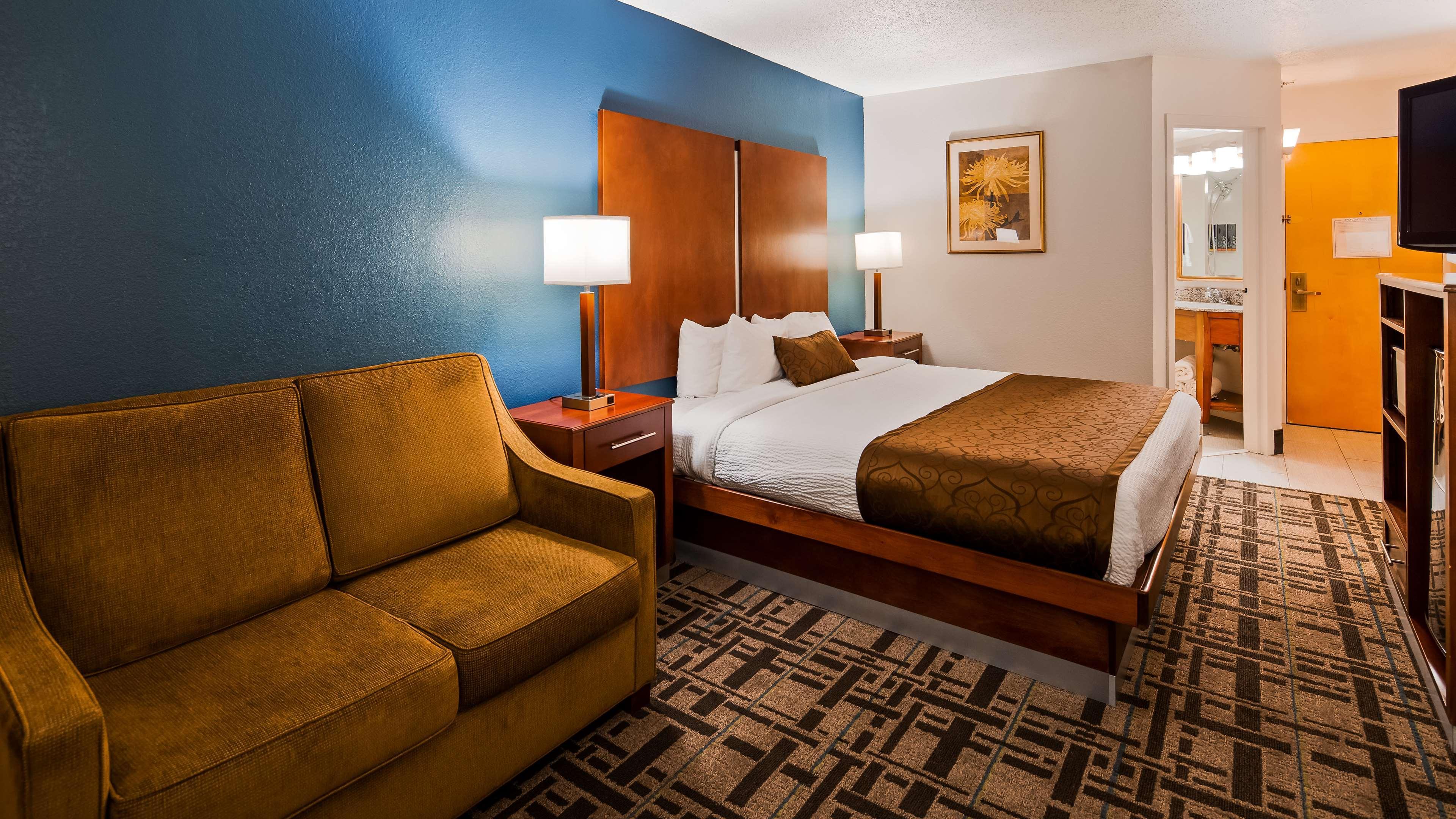 Best Western Plus Richmond Sandston Bagian luar foto